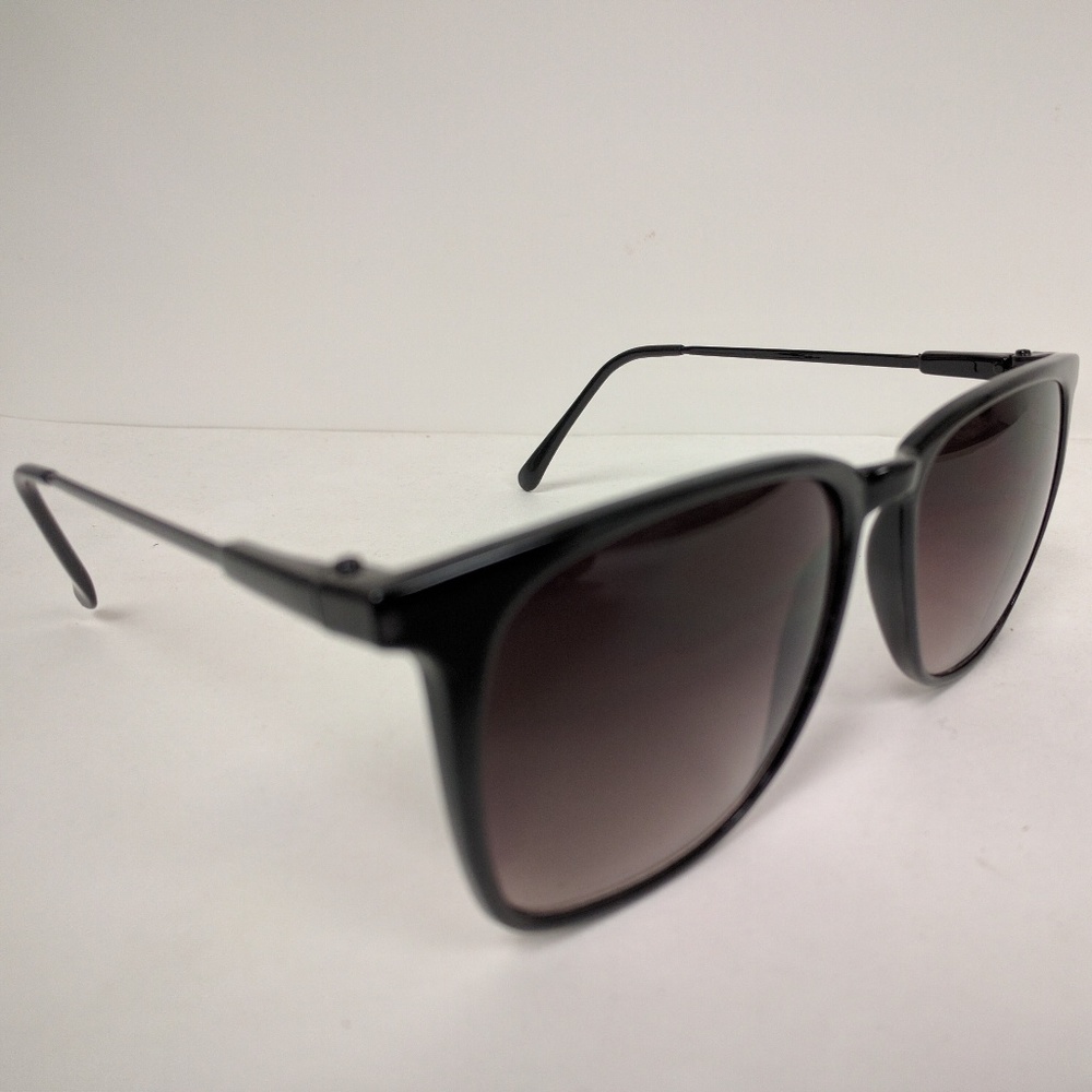 NWOT True Vintage Retro Rectangular Carbon Frame Gradient smoke lens Sunglasses